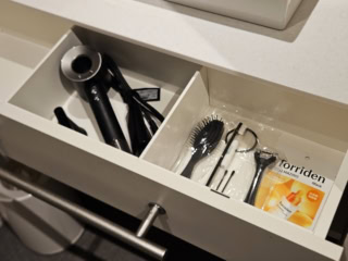 アメニティもスタイリッシュ。シートマスクが用意されているのもポイント高い!