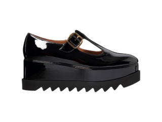 シューズ［ヒール7㎝］¥148,500（ステラ マッカートニー／ステラ マッカートニー ジャパン）