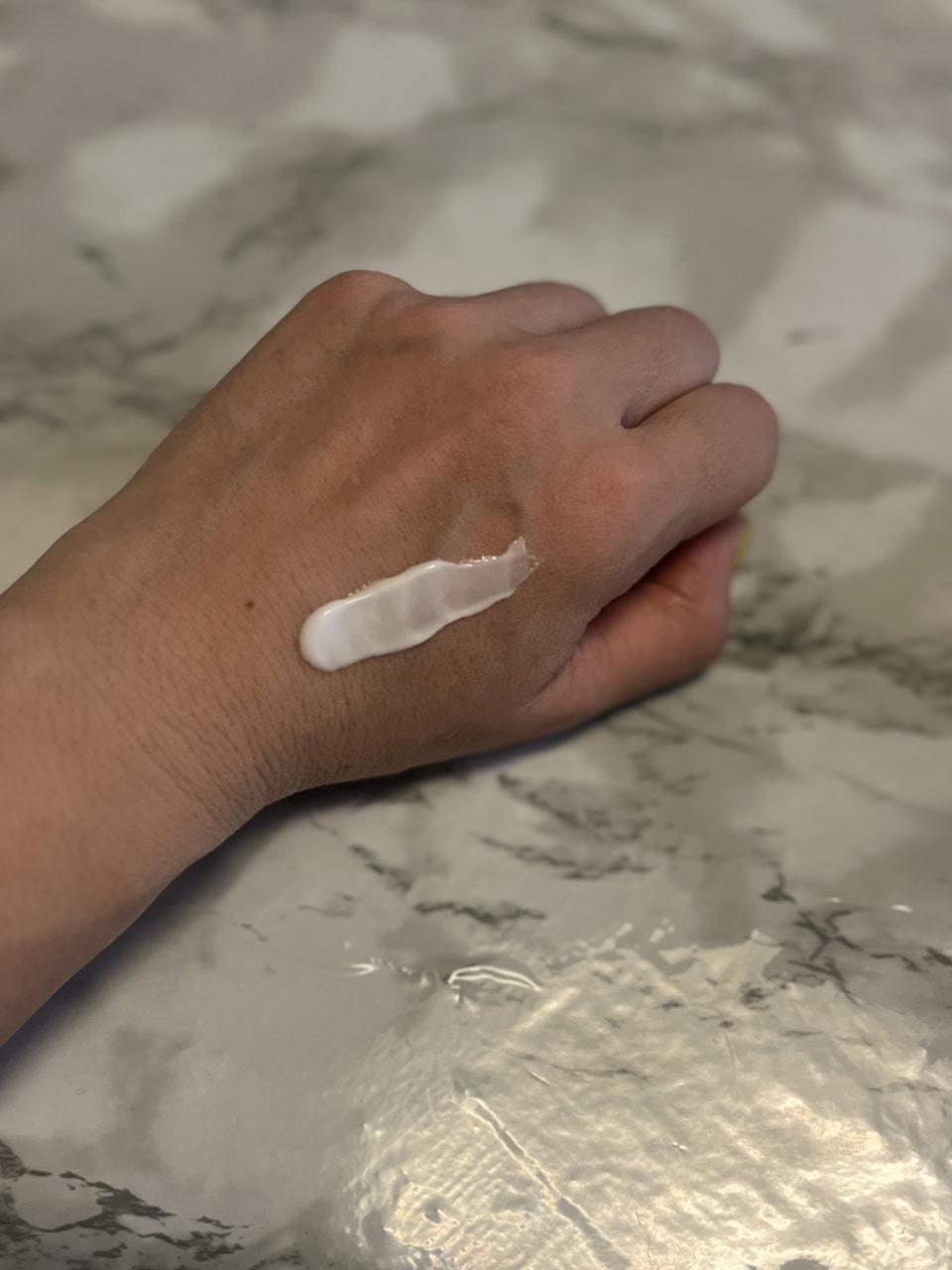 ソフトなテクスチャーだけに、伸びもかなりよかったです。肌に浸透していくスピードも少し速く感じました