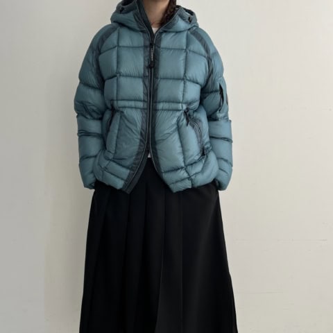 30歳前後のイケてる女性はすでに注目!大人にも全力で推したい【C.P. カンパニー】でひとり試着祭り