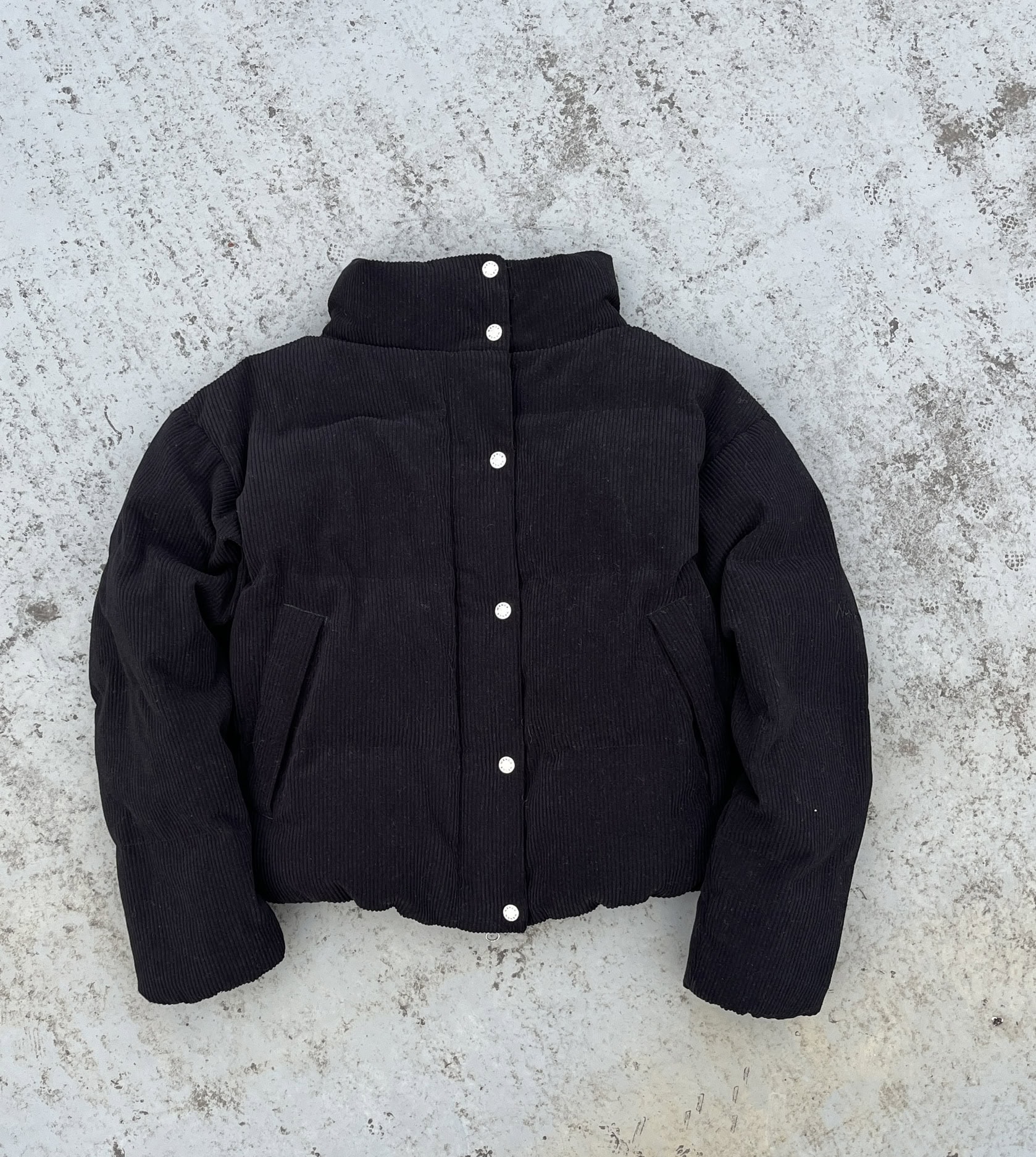 ダウンジャケット￥51,700（ナンガ）