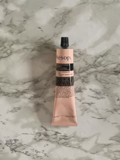 「アンドラム アロマティック ハンドバーム」75ml￥4,290（イソップ）