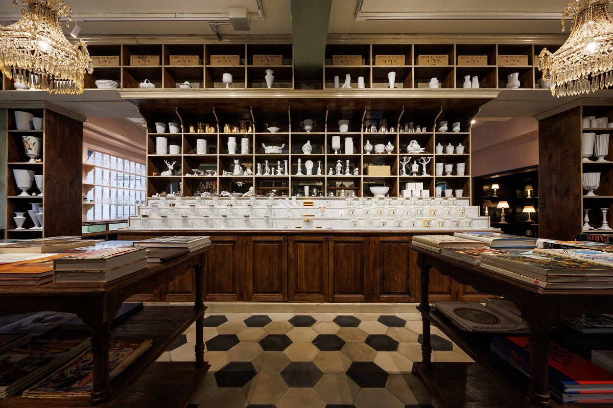 アスティエ店舗