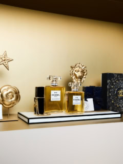 シャネル N°5 オードゥ パルファム ©CHANEL