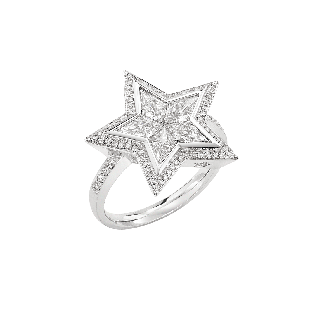 リング〈Vega Mideium Ring〉［K18WG×DIA］¥1,155,000（ロビンソンぺラム／cherish inc.）