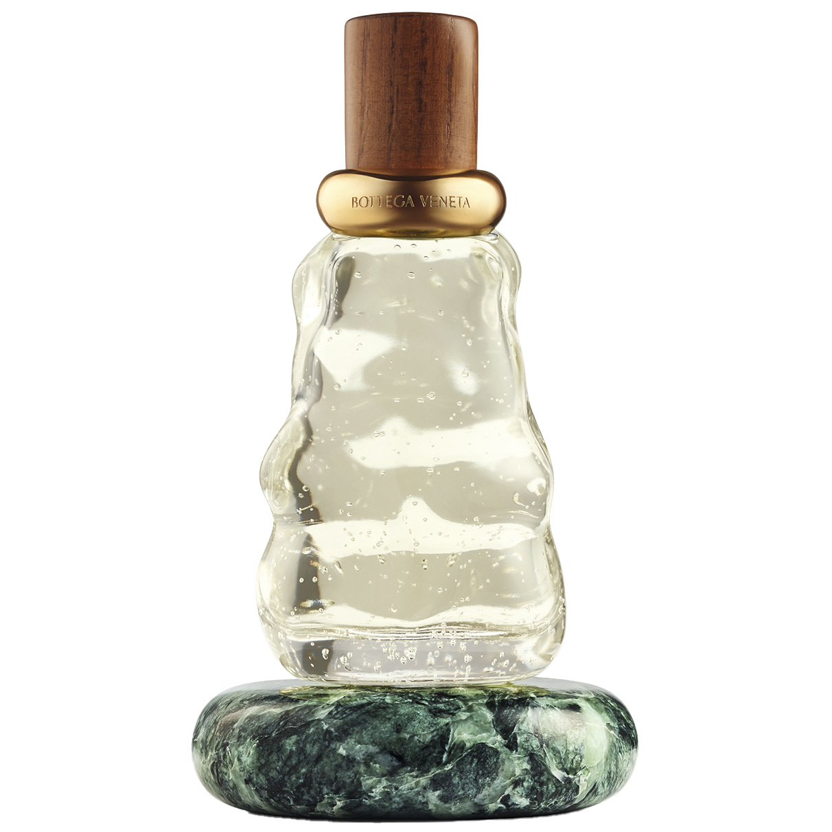 ゼラニウムとカルダモンが織りなすスパイシーで魅惑的な香り。 フレグランス〈DEJA MINUIT〉100mL ¥70,400(ボッテガ・ヴェネタ/ボッテガ・ヴェネタ ジャパン)