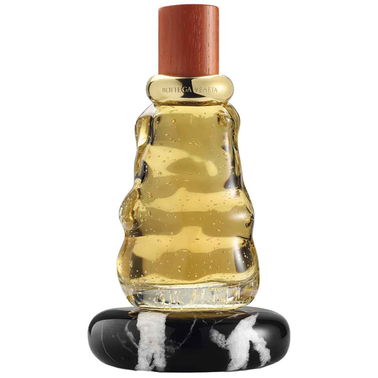 チェスナット、トリュフ、バニラが織りなす、光の訪れを感じさせる香り。 パルファム〈ALMOST DAWN〉100mL ¥75,900(ボッテガ・ヴェネタ/ボッテガ・ヴェネタ ジャパン)