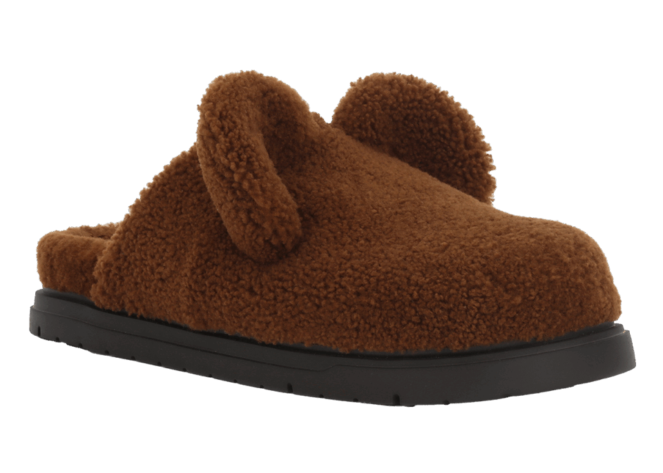 シアリング サボ サンダル¥200,200（フェンディ／フェンディ ジャパン）