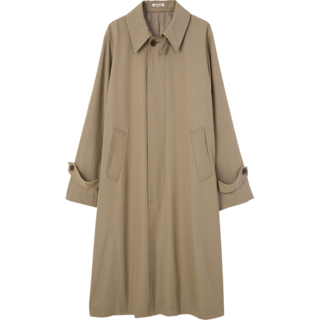 コート￥154,000（オーラリー）