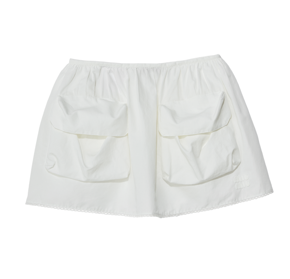 スカート¥220,000※予定価格（ミュウミュウ／ミュウミュウ クライアントサービス）