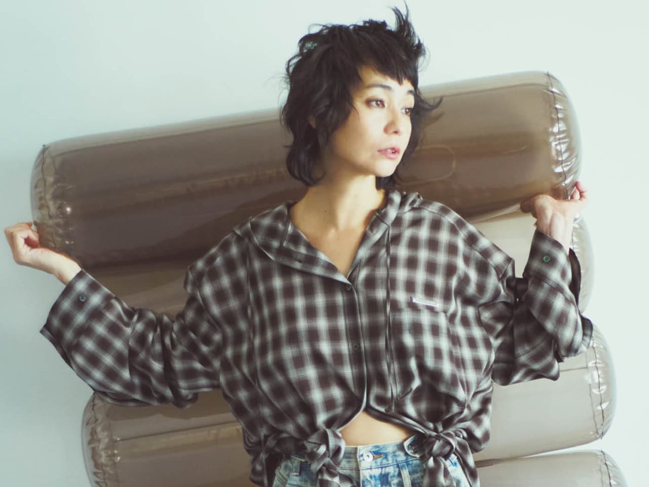 今飛ぶように売れてる♡今季の本命柄【チェックシャツ】は羽織る/重ねる/巻いて万能アイテム!