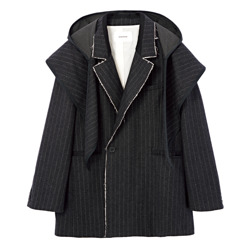 切りっぱなしディテールがGOOD。ジャケット¥35,200（メゾンスペシャル／メゾンスペシャル 青山店）