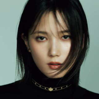 ゴールドの花にダイヤ輝く♡【シャネル】のアイコン「カメリア」新作チョーカーが狙い目です