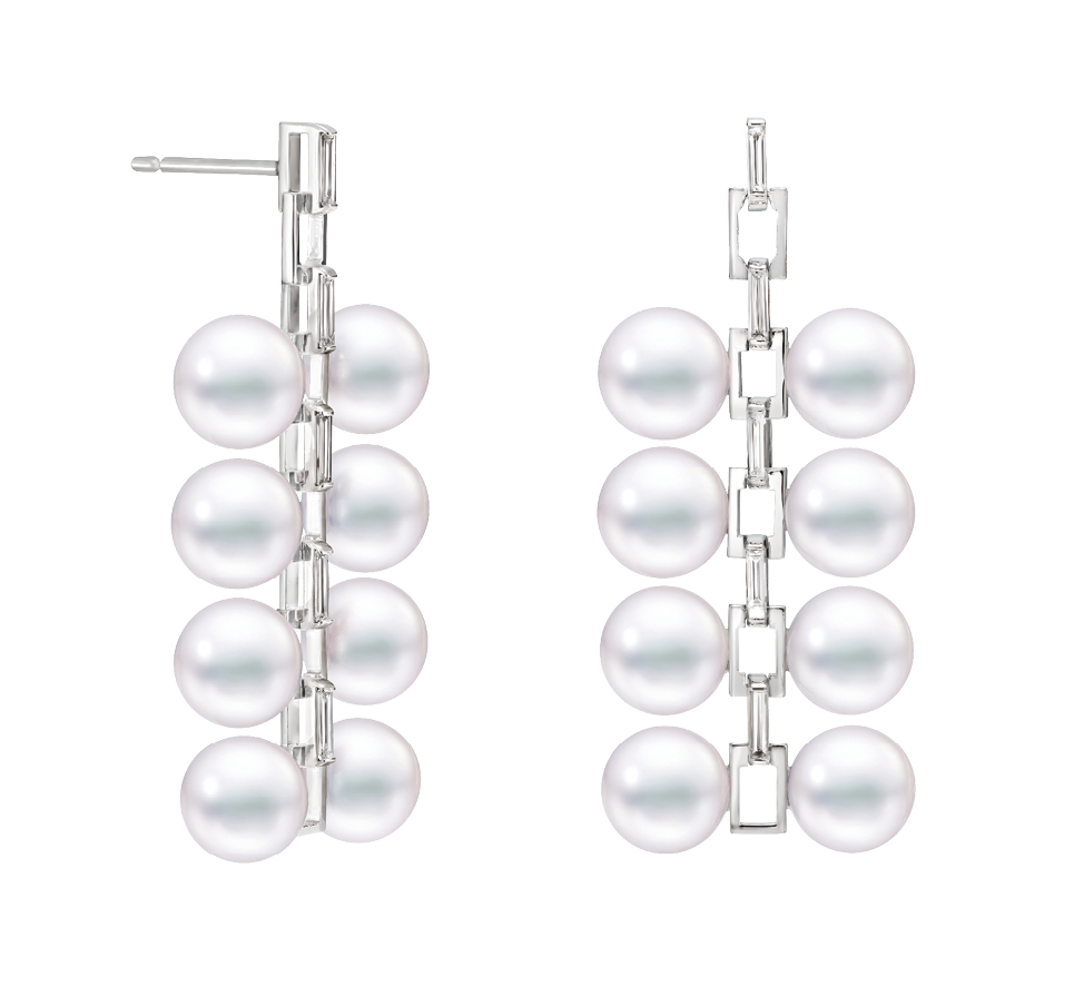 イヤリング〈シークエンス〉［WG×あこや真珠×DIA］¥2,860,000（TASAKI）