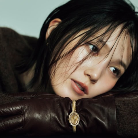 【カルティエ】ドットみたいなダイヤが可愛すぎ♡「べニュワール」新作バングルウオッチに注目