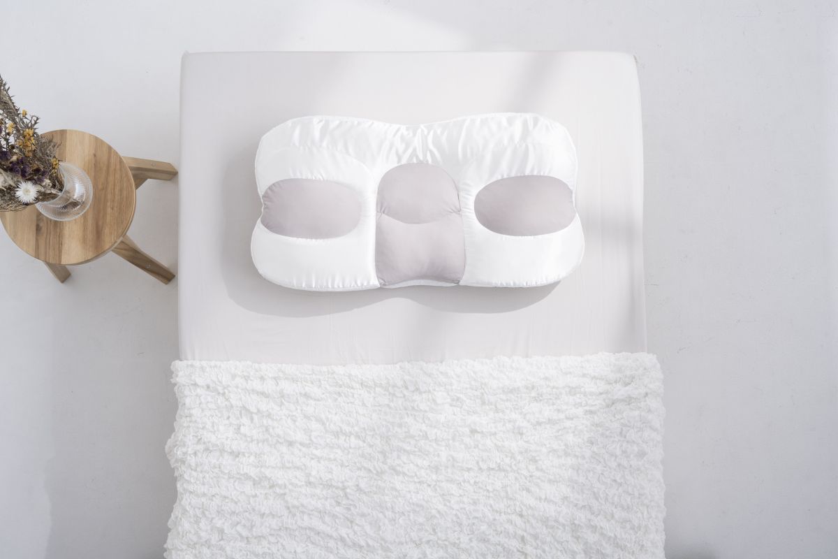 8時間の睡眠でフェイスラインも整う♡キレイを保つ「美活まくら」