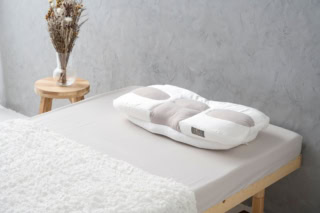 8時間の睡眠でフェイスラインも整う♡キレイを保つ「美活まくら」