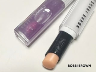 エクストラ リップ ティンテッド バーム 全15色 ¥5,060、エクストラ ブラッシング リップ オイル 全5色 ¥5,060(ボビイ ブラウン)※2026年1月23日発売