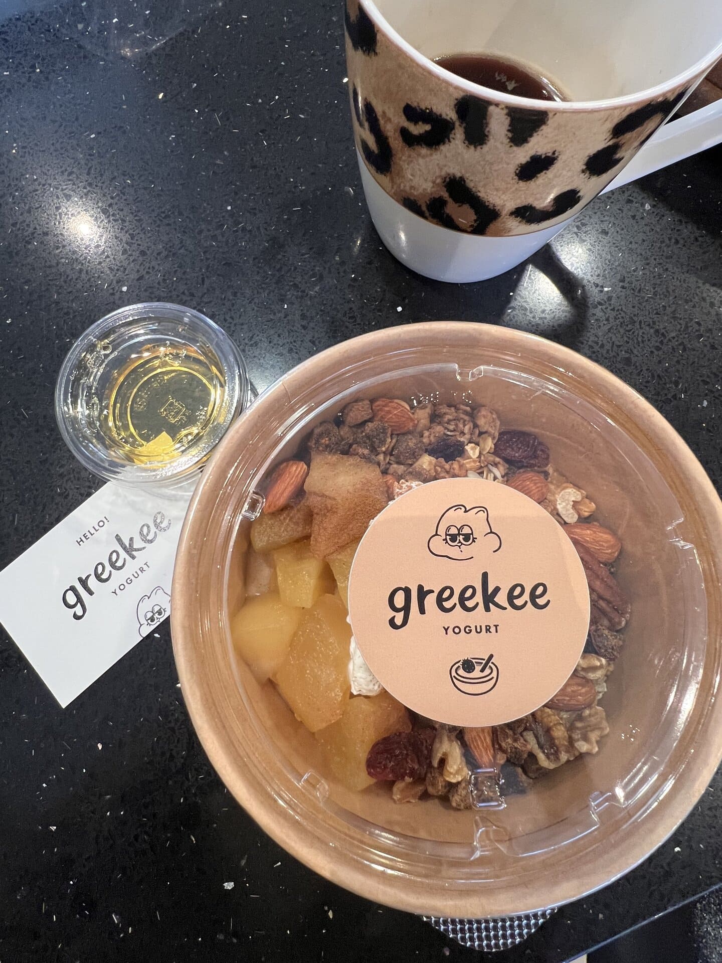 ゆみえちゃんに教えてもらったグリークヨーグルトのお店。美味しかった！