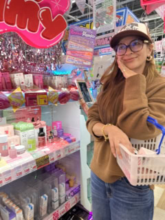 ドンキ（ドン・キホーテ）も必ず行く場所。