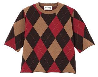 「今すぐ着られる半袖ニット。Tシャツライクな形でラフに着られ、デニムにも合う」。アーガイル半袖ニット¥35,200(レリタージュ マルティニーク/マルティニーク ルミネ横浜)