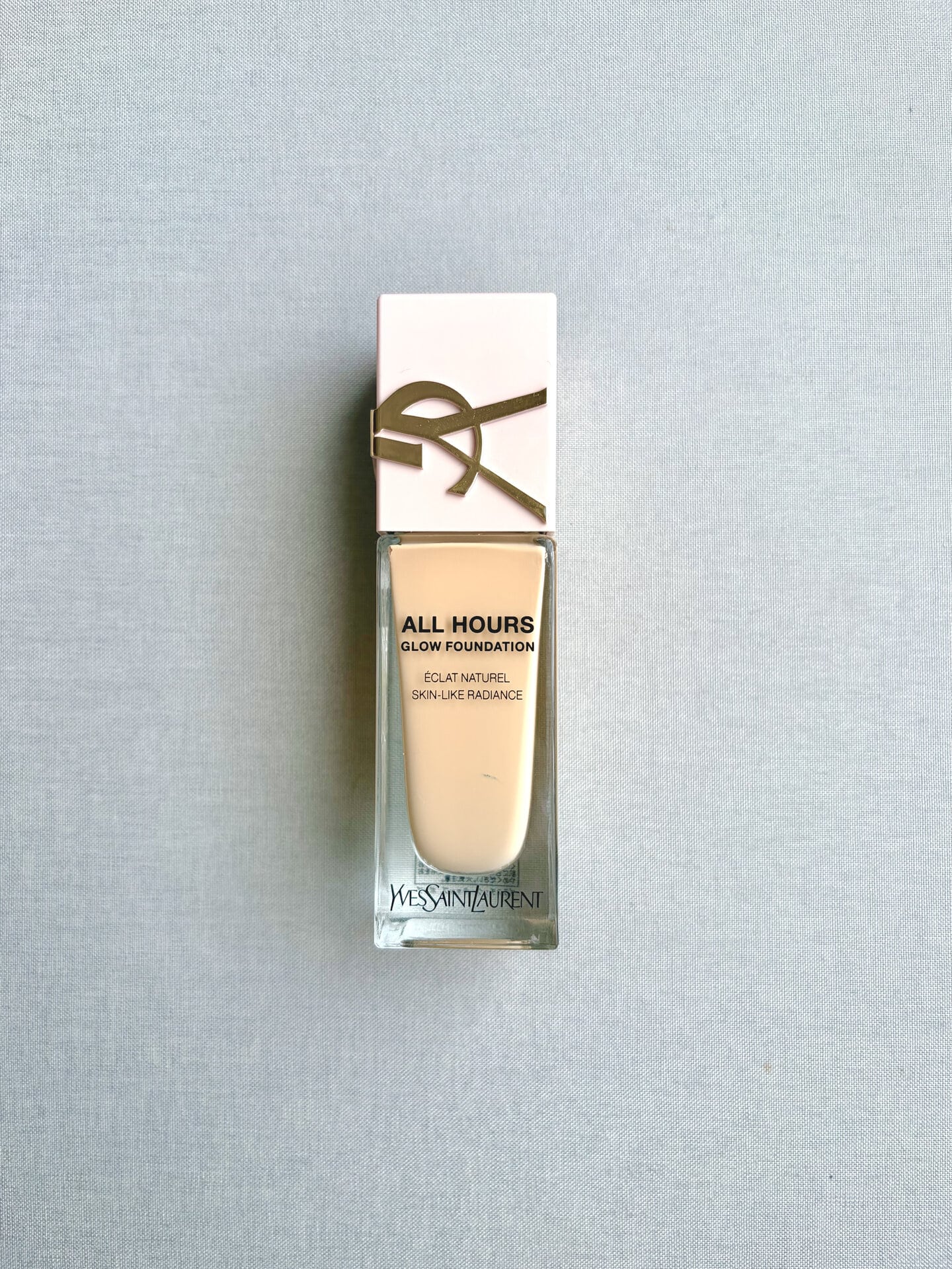 オールアワーズ リキッド グロウ 全10 色 ¥8,360（イヴ・サンローラン・ボーテ）