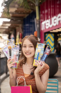 キティやスパイダーマンなど、さまざまなキャラのPEZはお土産にぴったり