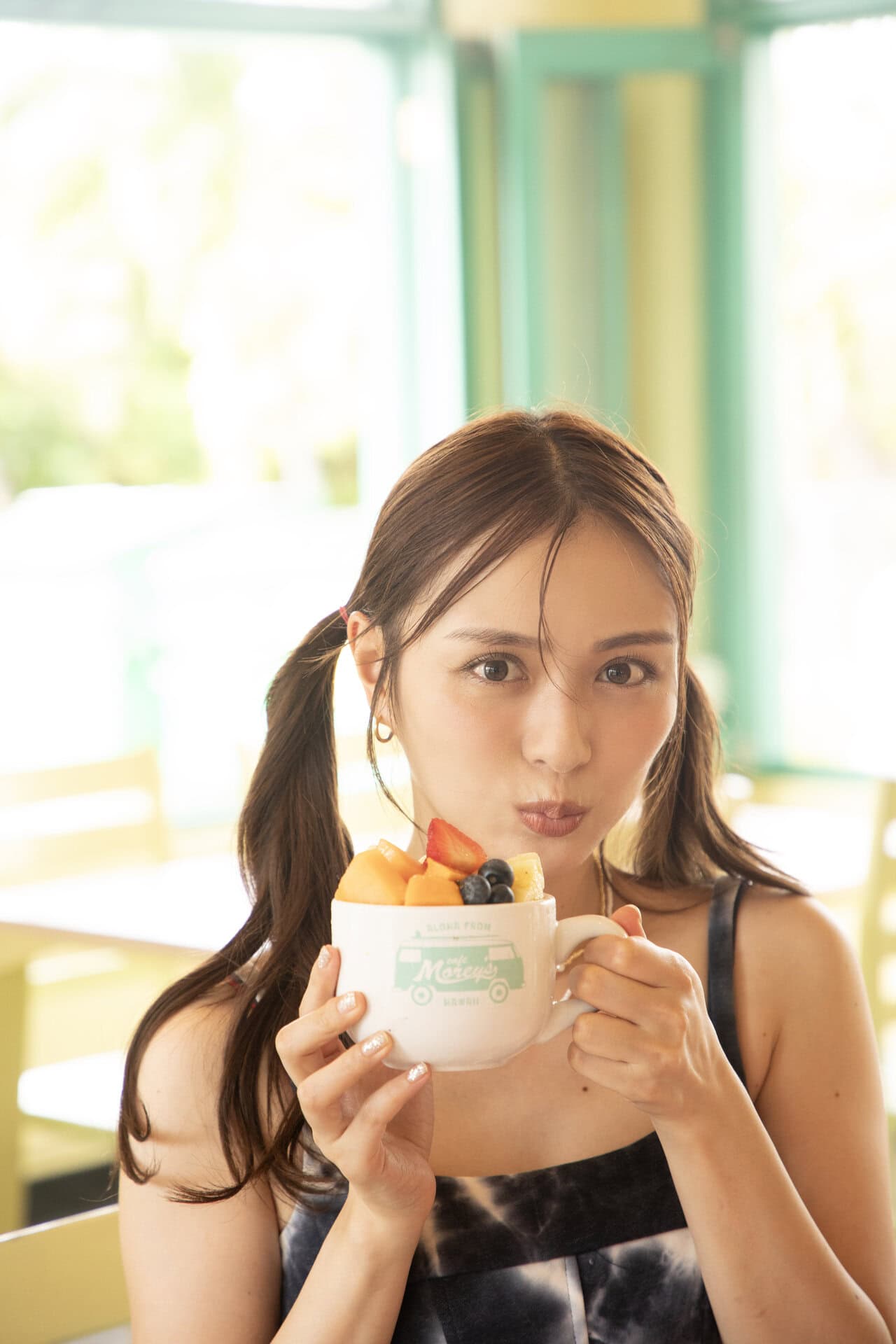 フルーツたっぷりのBanana＆Berries（Strawberry＆Blueberry）Acai Bowlは$15