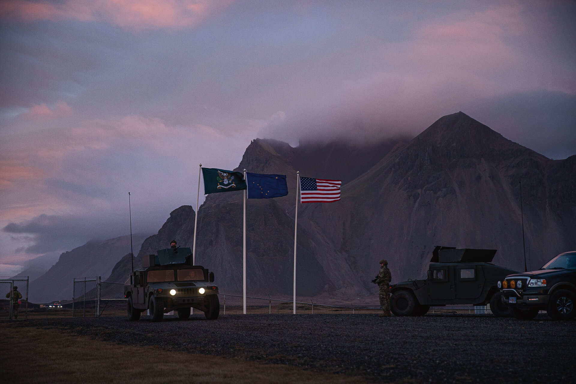 監督：キャスリン・ビグロー／出演：イドリス・エルバ、レベッカ・ファーガソン、ガブリエル・バッソ、アンソニー・ラモス、グレタ・リー ほか／配信：現在、Netflixにて独占配信中 ©Netflix