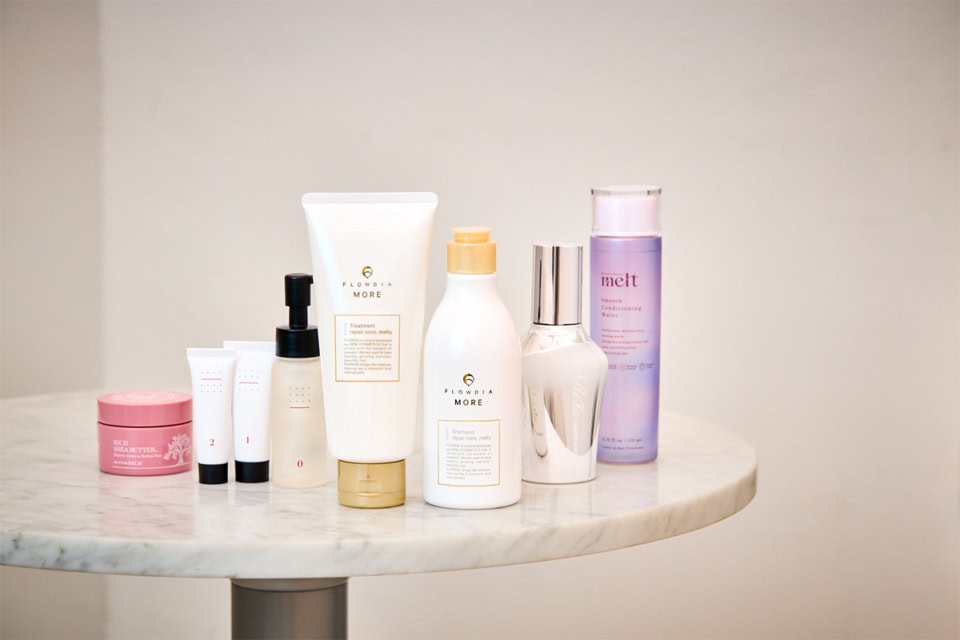 【テーマ別ベストコスメ(ヘアケア編)】必見!「うねり、パサつき、ボリュームダウン」髪悩みを解決するベストコスメ