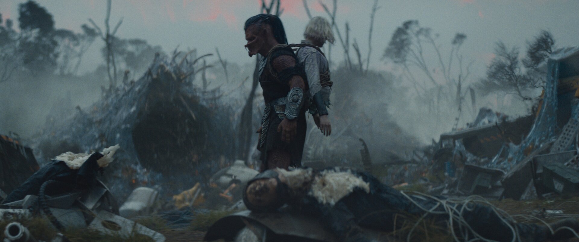 監督：ダン・トラクテンバーグ／出演：エル・ファニング、ディミトリウス・シュスター・コロアマタンギ ほか／配給：ウォルト・ディズニー・ジャパン／公開：現在、TOHOシネマズ 日比谷ほか全国ロードショー中 © 2025 20th Century Studios. All Rights Reserved.