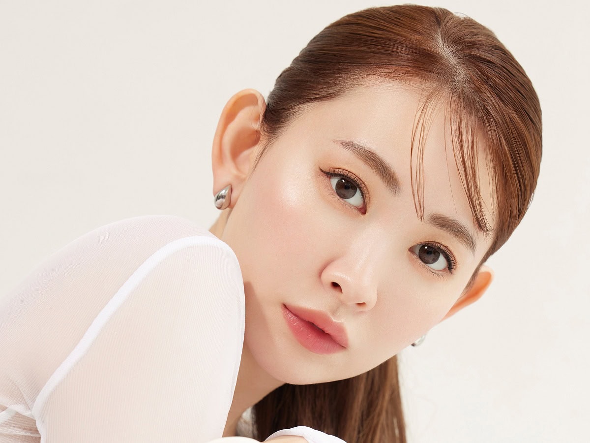 versaillesfembrightserum_visua