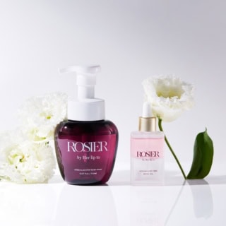 左から:ヴェルサイユ フェムローズウォッシュ 150mL ¥3,300、同 フェムローズオイル 30mL ¥4,900