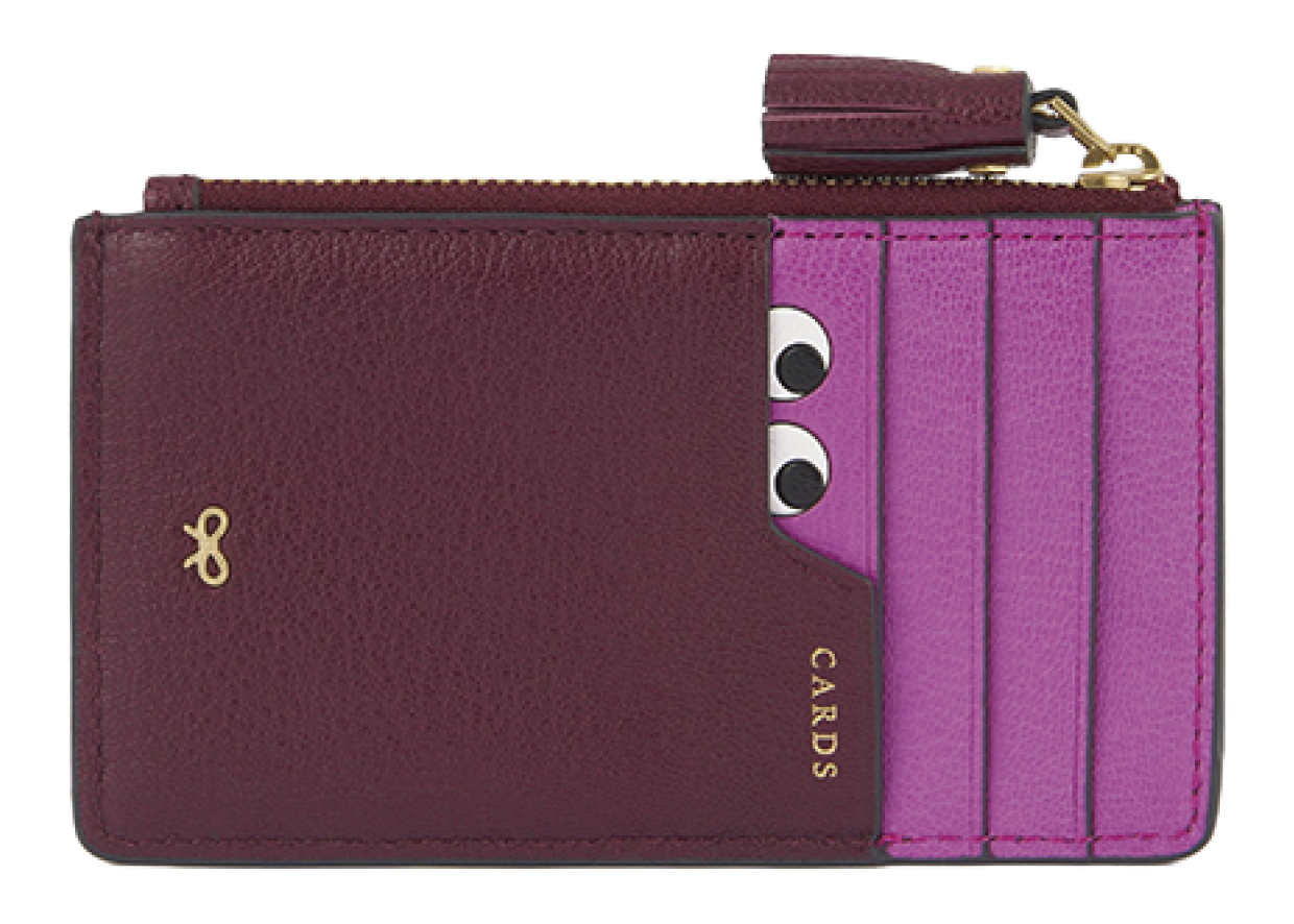 〈ジップ・カードケース〉［H8×W13×D1.5cm／札入れ0、小銭入れ1、カードスリット4、ポケット1］¥39,600（アニヤ・ハインドマーチ／アニヤ・ハインドマーチ ジャパン）