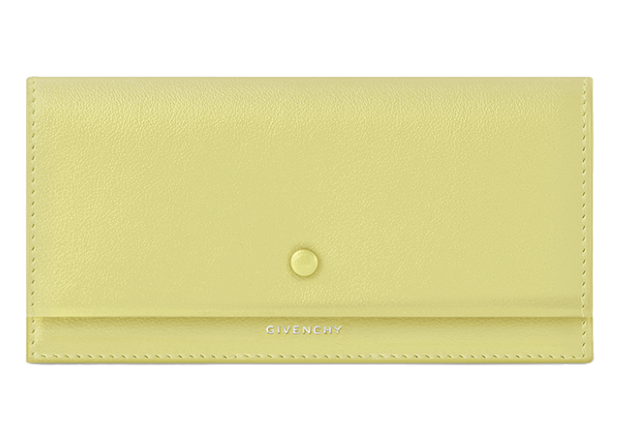 〈デイ ロングウォレット〉［H11×W19×D1cm／札入れ1、小銭入れ1、カードスリット8、ポケット2］ ¥116,600（ジバンシィ by サラ・バートン／ジバンシィ ジャパン）