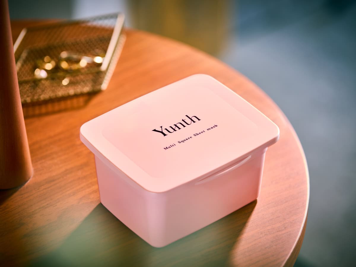 マルチスクエアシートマスク BOX 120枚入り ￥2,640（Yunth）