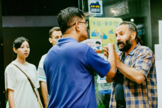 映画『みんな、おしゃべり！』_長澤樹_毛塚和義_ムラット・チチェック