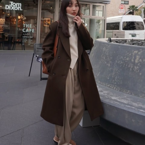 【40代スナップ】ハンサムコーデに「モコモコローファー」で大人可愛さを♡ |たなべさおりさん