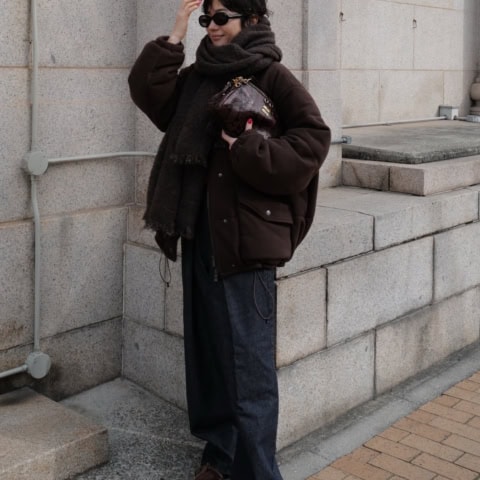 【40代スナップ】レザーにフリース、パイソン! 「異素材ミックス」が超洒落てます|正中雅子さん