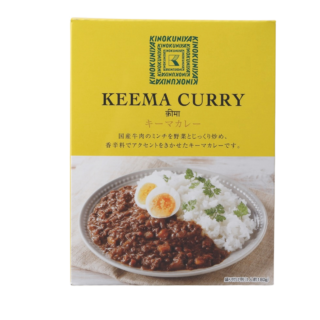 たっぷりの野菜と国産牛肉のミンチをじっくり炒めて、スパイスでアクセントをつけたキーマカレー。コクのある味わいが人気。￥637（紀ノ国屋）