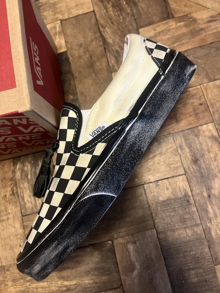 まだらにペイントしているのも、これまたイイんです！