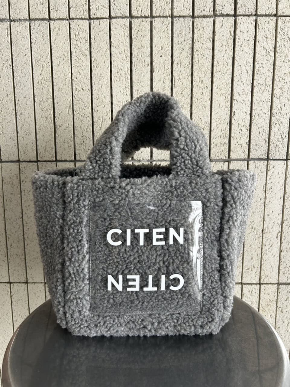 サイズ（約）：H19×W19×D12㎝