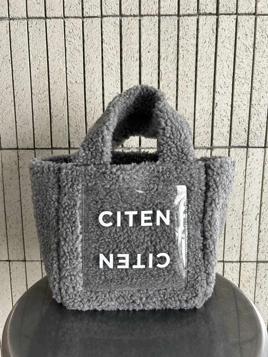 サイズ（約）：H19×W19×D12㎝