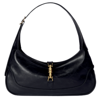 バッグ〈ジャッキー スリム〉［H16×W28×D3.5㎝］¥341,000（グッチ／グッチ クライアントサービス）