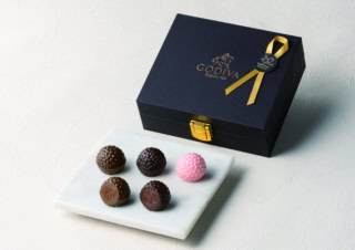 スター シ ェフ コレクション ジュエル オブ ジ アース 5粒入 ￥4,050 (ゴディバジャパン) ※2月15日までの限定発売