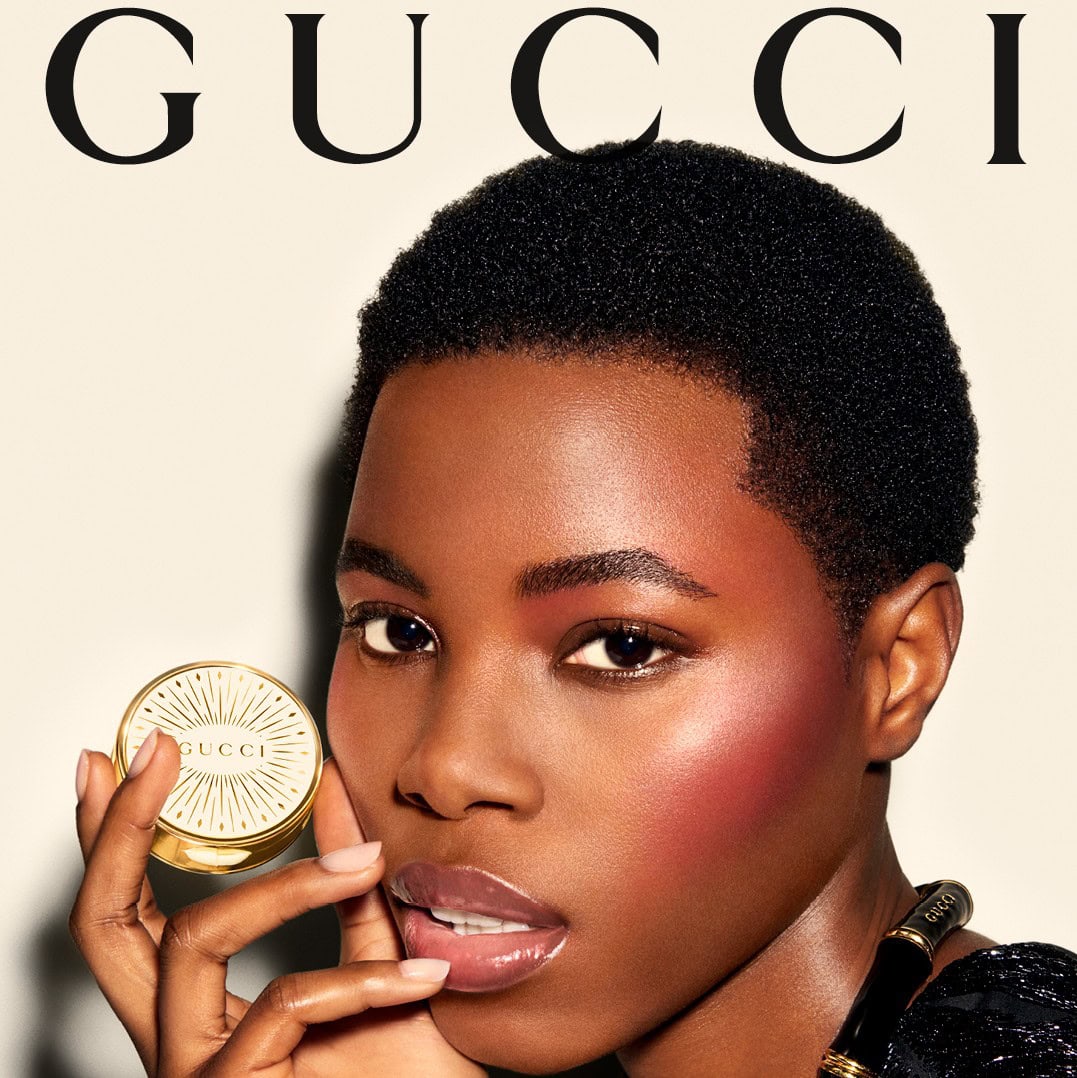 GUCCI グッチ　ゴールドラメ　トップス　ノースリーブ ラグジュアリーな春の輝き！【グッチ】からグロウ ブラッシュとリップ