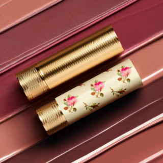 グッチ ルージュ ア レーヴル