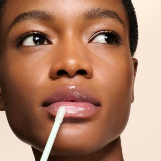 プラダ リフレクション リキッド バーム グロス