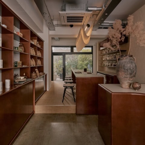 美容通が注目!心とからだを調律する新コンセプト漢方薬店「レメディ ケイブ」