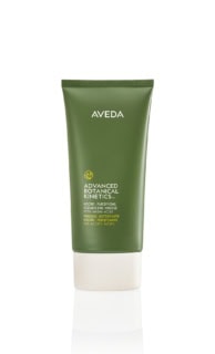 マイクロ　ピュリファイング クレンジング ムース 150mL ￥7,700（アヴェダ）